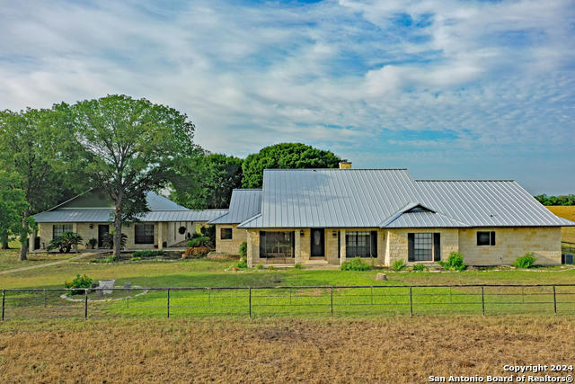 700 COUNTY ROAD 544, HONDO, TX 78861, photo 1 of 24