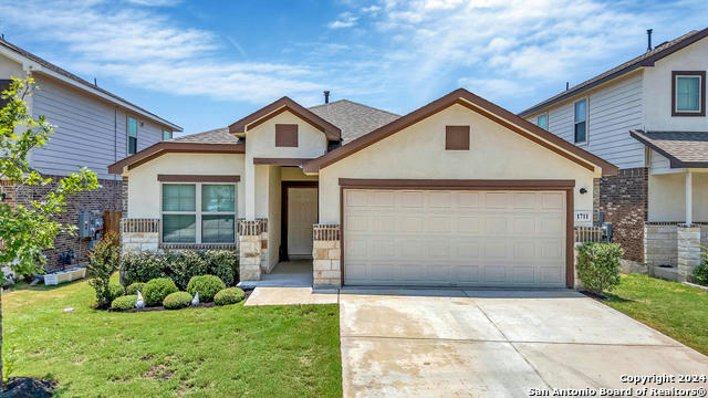 1711 STONE HOUSE, NEW BRAUNFELS, TX 78132 - Image 1