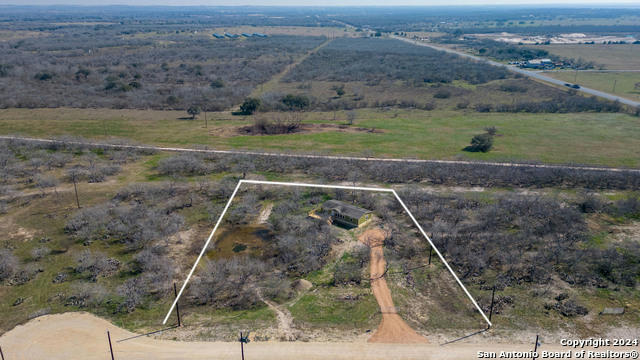 154 COWBOY, GONZALES, TX 78629, photo 1 of 39