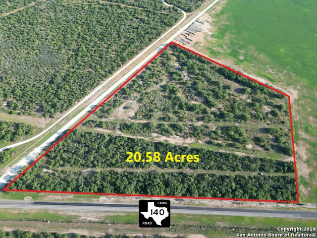 18445 W FM 140, PEARSALL, TX 78061, photo 1 of 29