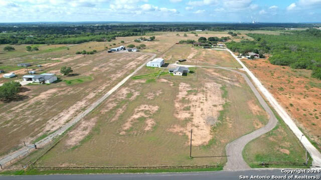 10886 MACAWAY RD, ADKINS, TX 78101, photo 2 of 6