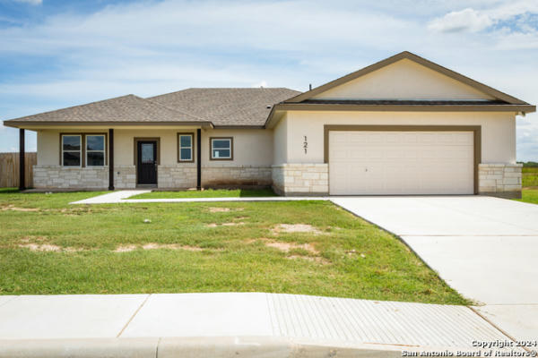 121 GROWERS AVE, POTEET, TX 78065 - Image 1