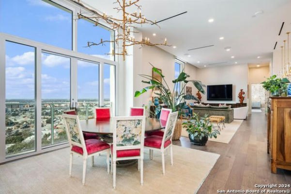 123 LEXINGTON AVE APT 1706, SAN ANTONIO, TX 78205 - Image 1