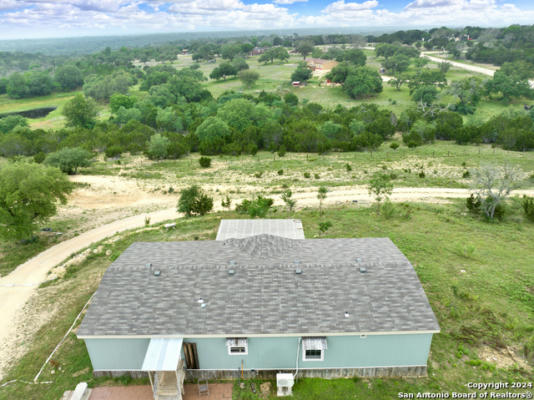 365 FOREST TRAIL DR, BANDERA, TX 78003, photo 4 of 44