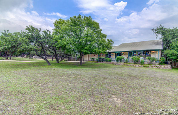 159 DONNA DR, WIMBERLEY, TX 78676, photo 4 of 40
