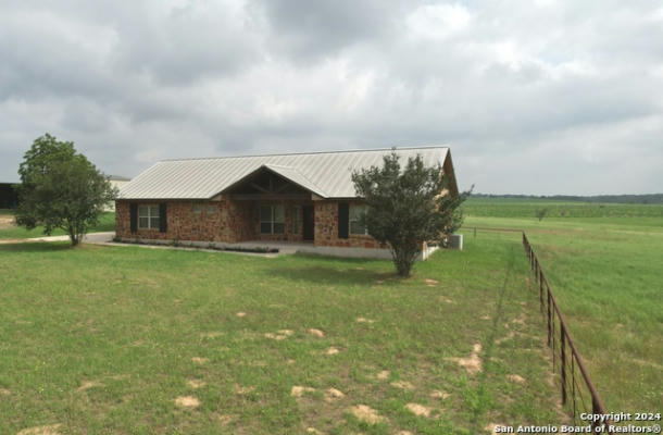 937 COUNTY ROAD 429, STOCKDALE, TX 78160, photo 3 of 48