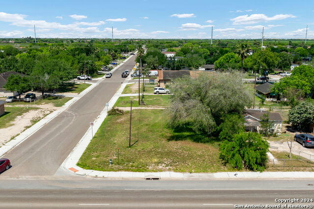 923 W MONTE CRISTO RD, EDINBURG, TX 78541, photo 1 of 6