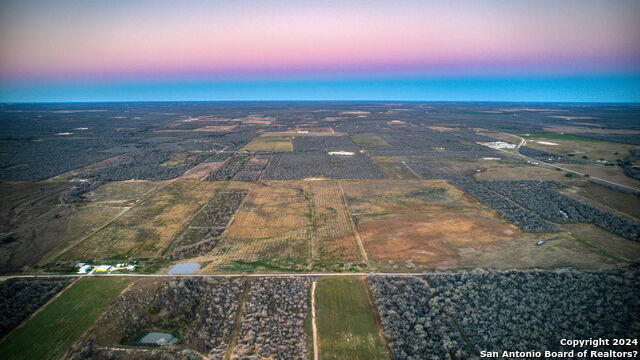 6870 COUNTY ROAD 329, JOURDANTON, TX 78026, photo 2 of 31