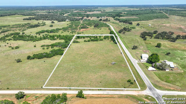 2791 COUNTY ROAD 442, STOCKDALE, TX 78160, photo 3 of 19