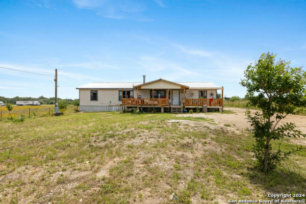 927 COUNTY ROAD 6846, LYTLE, TX 78052 - Image 1
