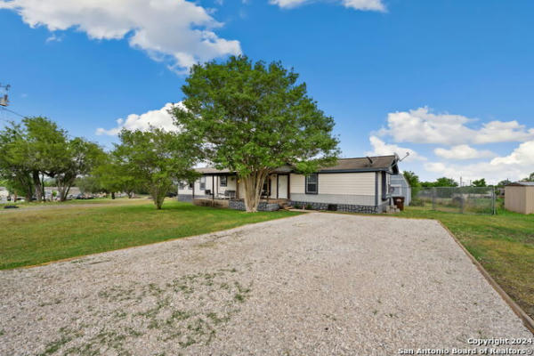 110 N COUNTY ROAD 5605, CASTROVILLE, TX 78009, photo 2 of 23