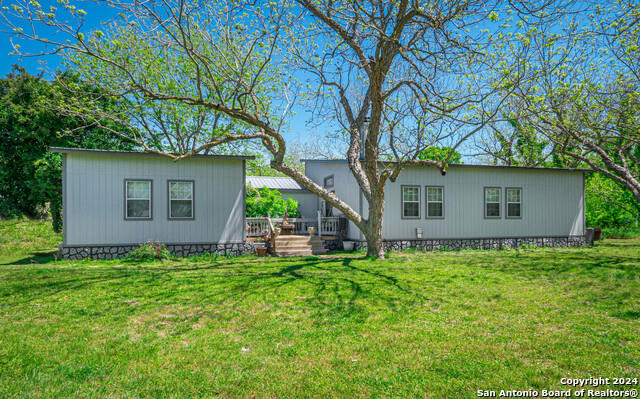 1103 COUNTY ROAD 200, GONZALES, TX 78629 - Image 1