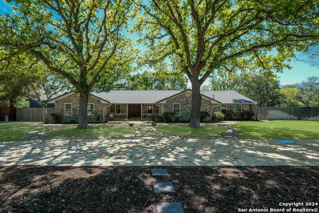 1209 OAK LN, HONDO, TX 78861, photo 1 of 20