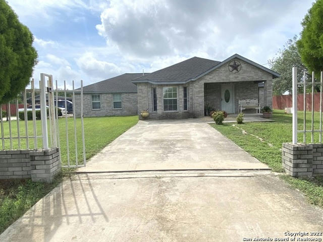 1328 SUTHERLAND SPRINGS RD, FLORESVILLE, TX 78114, photo 1 of 22