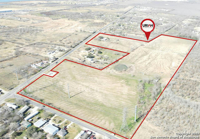 40.34 ACRES +/- ON S.FLORES & BLUE WING RD.