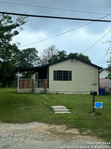 1209 2ND ST, FLORESVILLE, TX 78114, photo 1 of 25