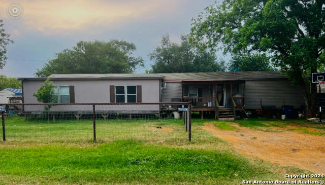 104 LORAINE, DILLEY, TX 78017 - Image 1