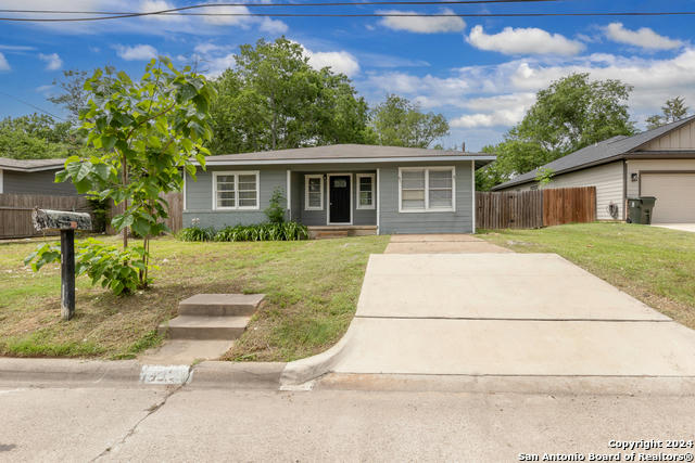 2604 SOUTHSIDE DR, BRYAN, TX 77803, photo 1 of 13