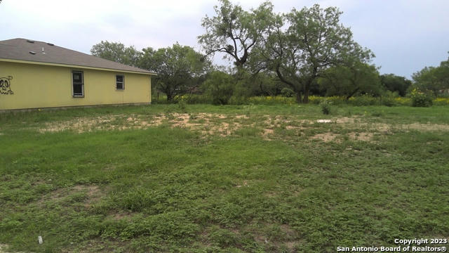 8219 RAIN DANCE, SAN ANTONIO, TX 78242, photo 5 of 6