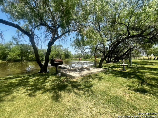 660 TREYS CREEK RD, FLORESVILLE, TX 78114, photo 1 of 50