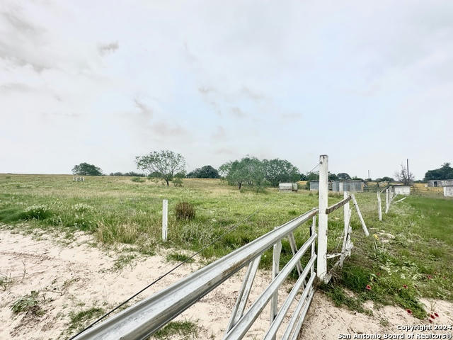 TBD HIGHWAY 181, FLORESVILLE, TX 78114, photo 1 of 11