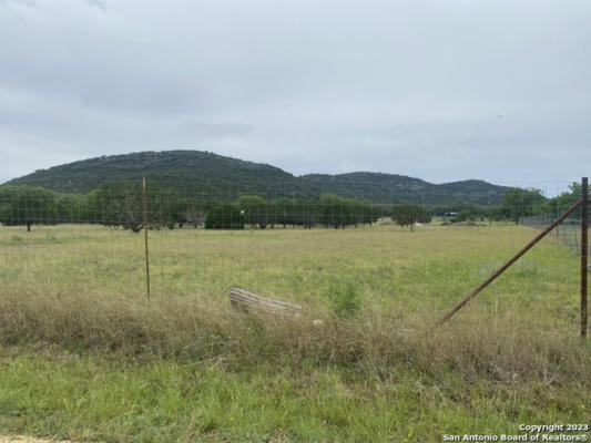 635 BURDITT RANCH RD, LEAKEY, TX 78873, photo 2 of 25