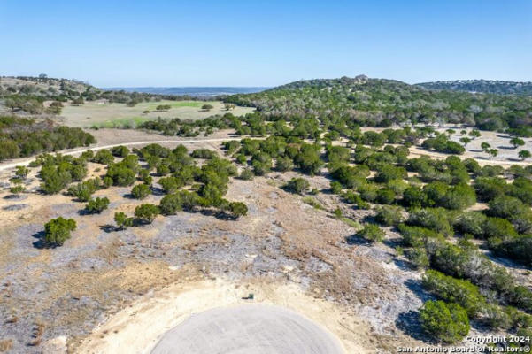 699 COOL CREEK RD, CAMP VERDE, TX 78010, photo 5 of 29