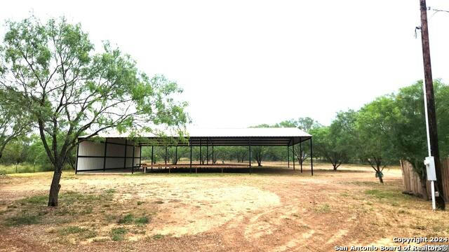 1848 COUNTY ROAD 2557, MOORE, TX 78057, photo 5 of 23