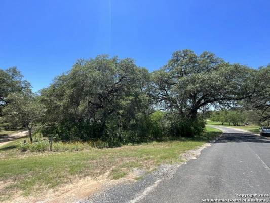 7 COUNTY ROAD 158, FLORESVILLE, TX 78114 - Image 1