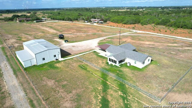 10886 MACAWAY RD, ADKINS, TX 78101, photo 1 of 6