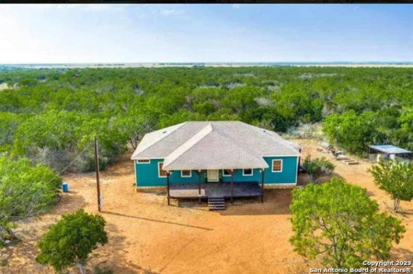 2301 CARROLL RD, DILLEY, TX 78017, photo 2 of 22