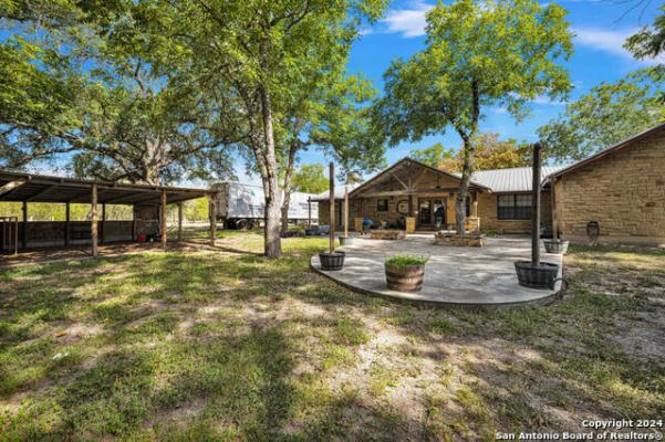 15326 GROSS LN, LA COSTE, TX 78039 - Image 1