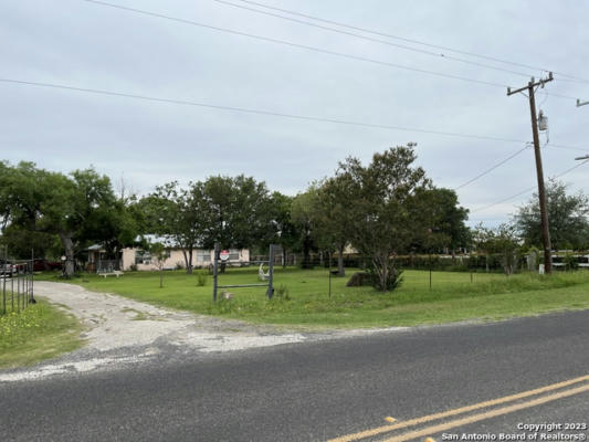 14895 WHEELER RD, ATASCOSA, TX 78002, photo 2 of 27