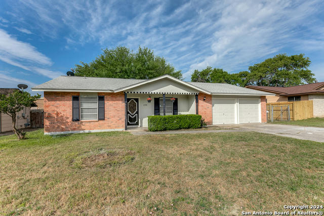 6714 YELLOW ROSE ST, LEON VALLEY, TX 78238, photo 1 of 23