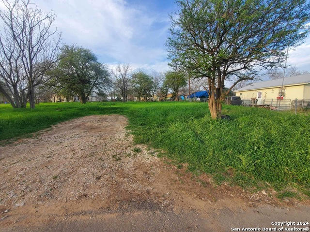 LOT 12 DIBRELL AVE, SEGUIN, TX 78155, photo 1 of 5