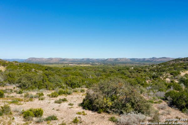 22819 STATE HIGHWAY 55, UVALDE, TX 78801, photo 3 of 9