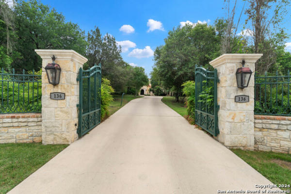 136 S TOWER DR, HILL COUNTRY VILLAGE, TX 78232 - Image 1