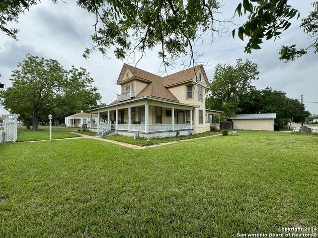 519 E SAN MARCOS ST, PEARSALL, TX 78061, photo 1 of 19