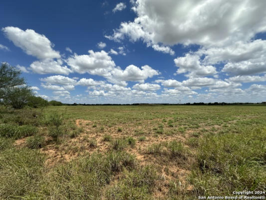 1464 W HIGHWAY 85, DILLEY, TX 78017, photo 4 of 8