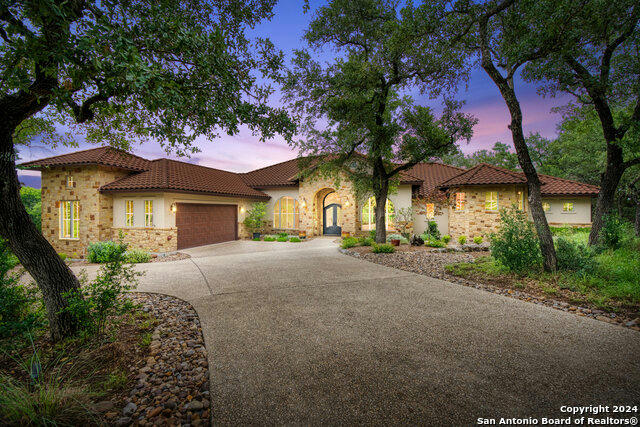 562 CLUBS DR, BOERNE, TX 78006, photo 1 of 39