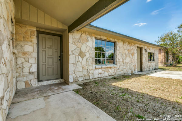 707 WILLOW DR, CONVERSE, TX 78109, photo 2 of 23
