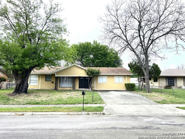 6610 CLOVERBEND ST, LEON VALLEY, TX 78238, photo 1 of 21