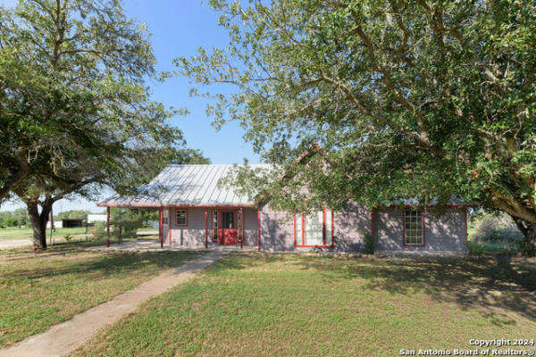 553 WARNCKE RD, LA VERNIA, TX 78121, photo 2 of 27