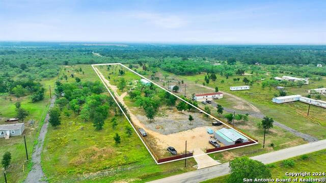1525 BUGTUSSLE LN, LULING, TX 78648, photo 1 of 23