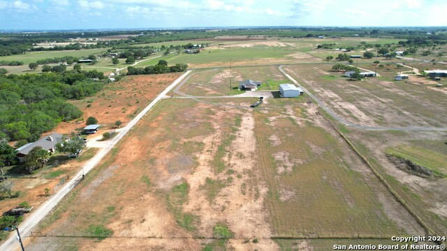 10886 MACAWAY RD, ADKINS, TX 78101, photo 3 of 6