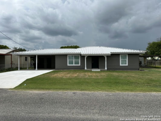 204 S BURTON ST, KARNES CITY, TX 78118 - Image 1