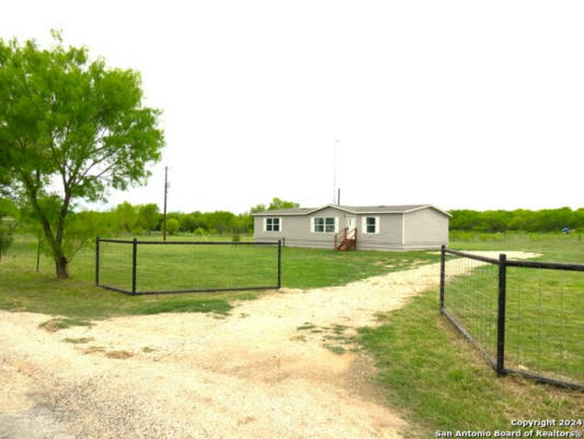 352 COUNTY ROAD 741, YANCEY, TX 78886 - Image 1