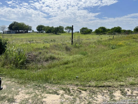 4107 US HIGHWAY 181 N, FLORESVILLE, TX 78114, photo 5 of 8