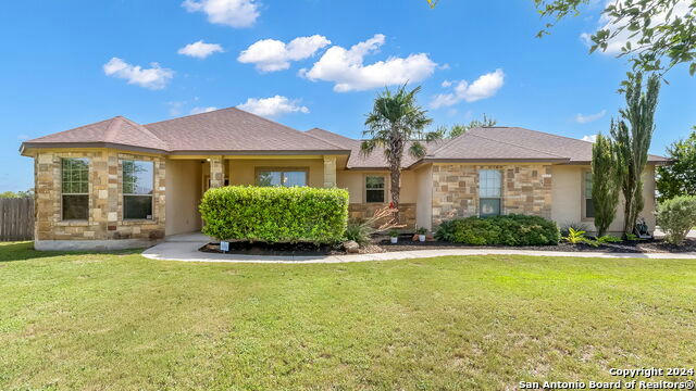 17927 ROCKYS CIR, LYTLE, TX 78052, photo 2 of 27