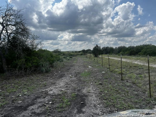 191 LEONA RANCH RD, BRACKETTVILLE, TX 78832 - Image 1